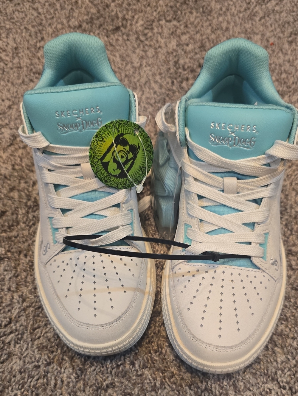 Skechers X Snoop Dogg Collab White High Top Sneakers with Aqua Accents Size 7